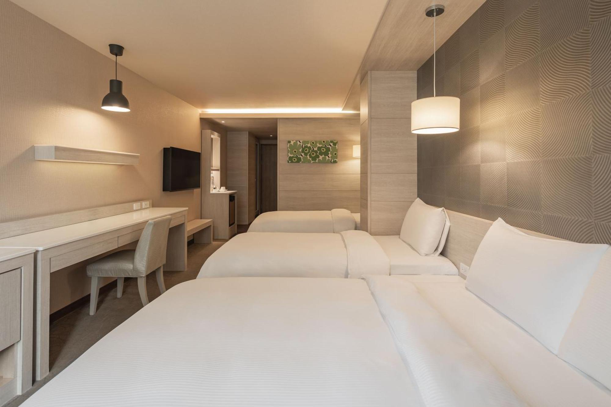 Kindness Hotel - Zhongshan Bade Branch Kaohsiung Room photo